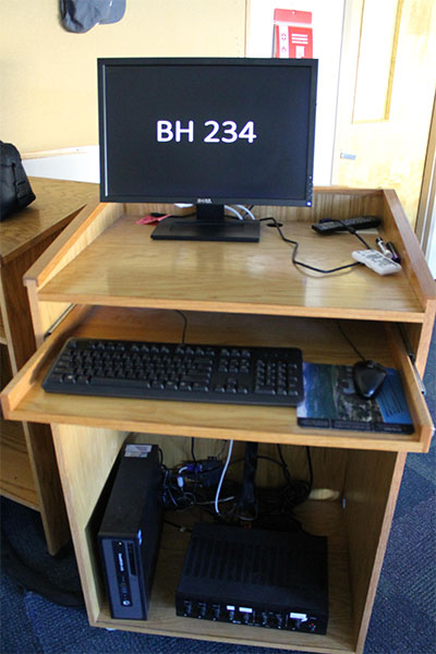 Berndt Hall 234 Lecture Station